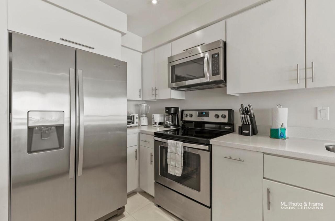 Appartamento Ocean Breeze Retreat 2Bed 2Bath, Heated Pool! South Padre Island Esterno foto